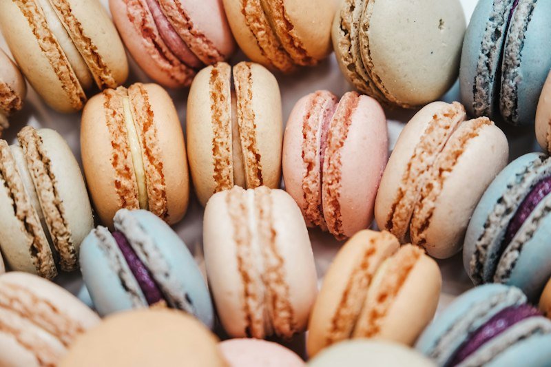 Artisanal Parisian Macarons (Assorted Box of 8)